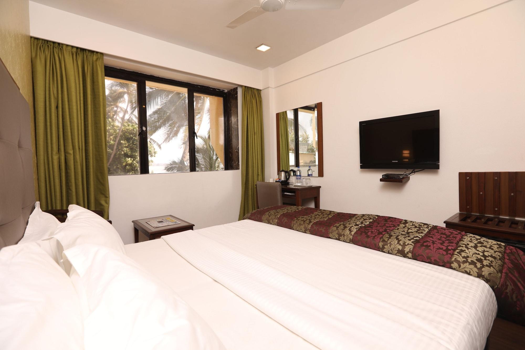 Citizen Hotel Mumbai Bagian luar foto