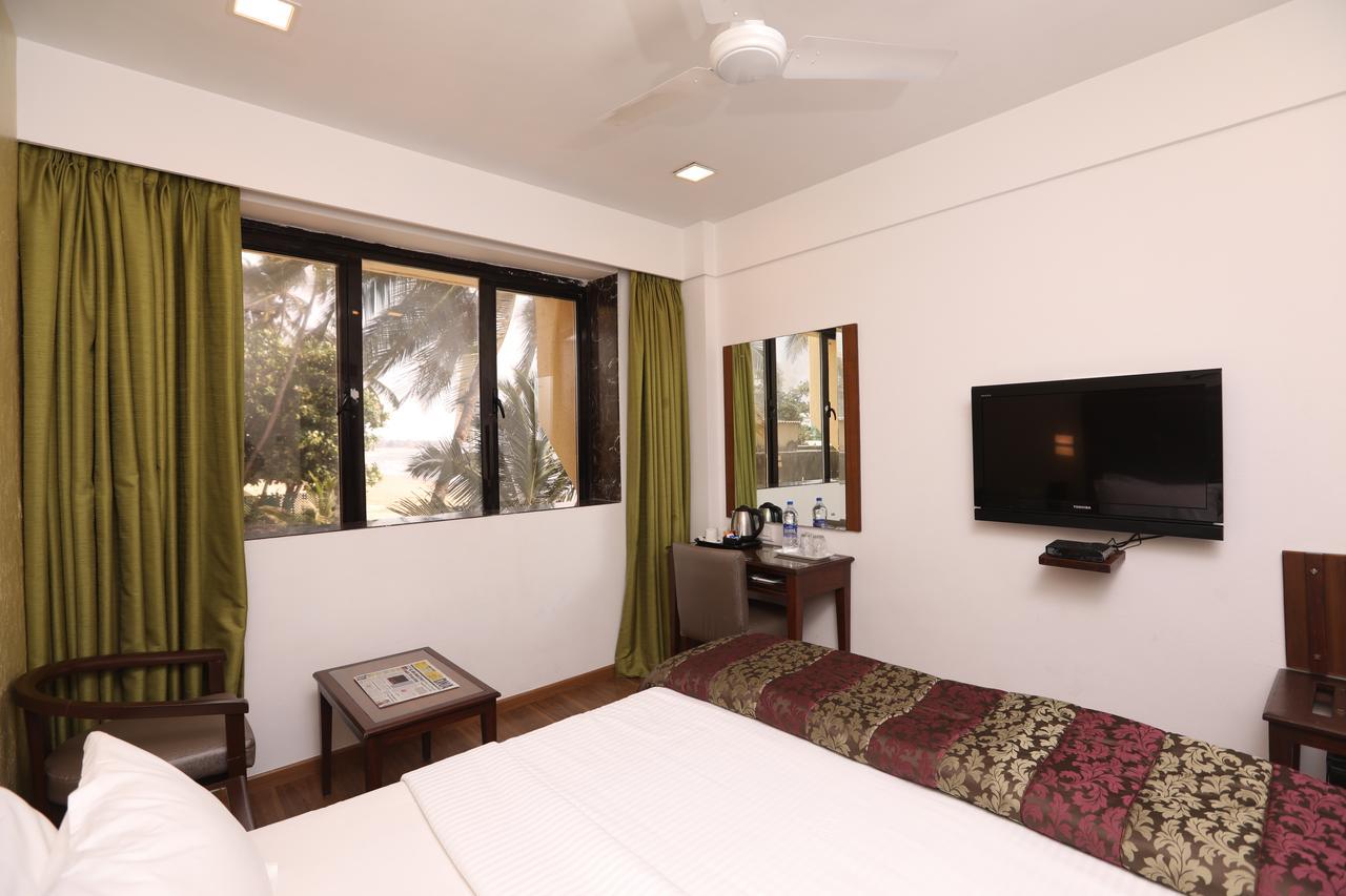 Citizen Hotel Mumbai Bagian luar foto