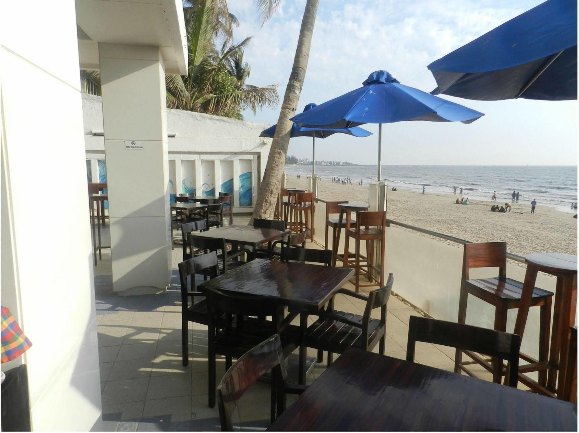 Citizen Hotel Mumbai Bagian luar foto